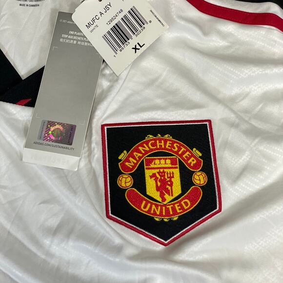 Manchester United Adidas Soccer Jersey - Picture 4 of 6